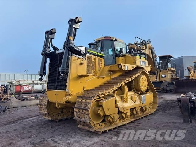 CAT D11T Dozers - Tratores rastos