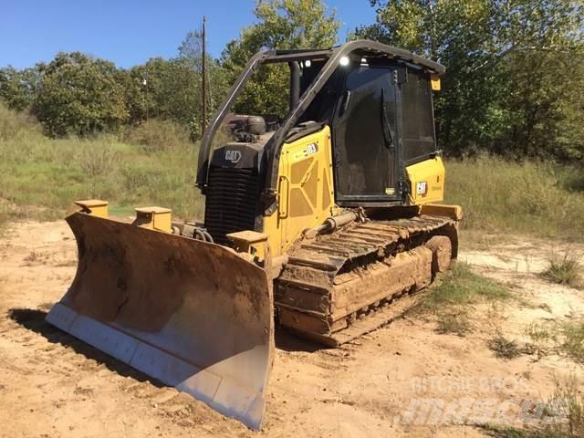CAT D3 Dozers - Tratores rastos