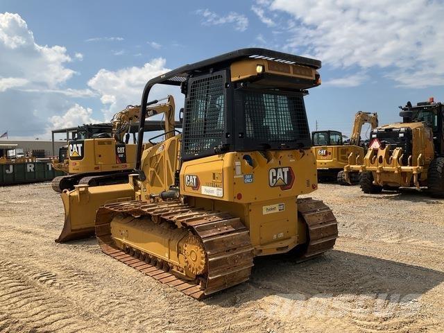 CAT D3 Dozers - Tratores rastos