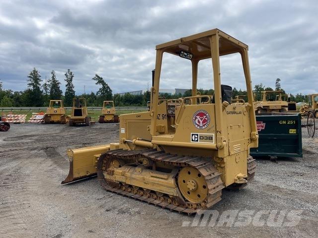 CAT D3B Dozers - Tratores rastos
