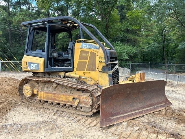 CAT D4K2 XL Dozers - Tratores rastos