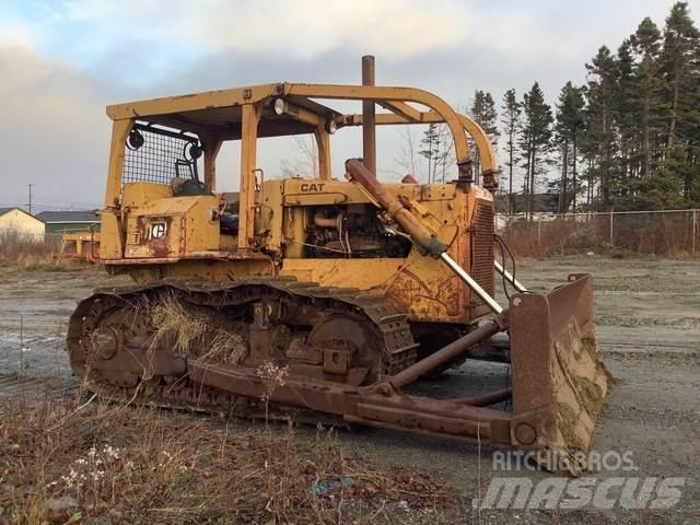 CAT D6D Dozers - Tratores rastos