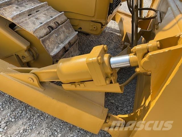 CAT D6T Dozers - Tratores rastos