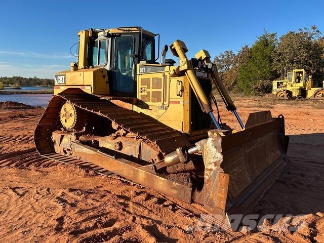 CAT D6T LGP Dozers - Tratores rastos