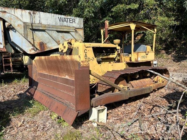 CAT D7 Dozers - Tratores rastos