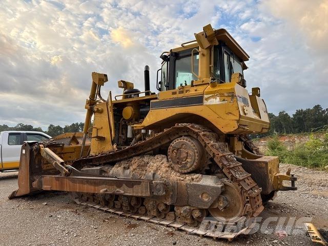 CAT D8T Dozers - Tratores rastos