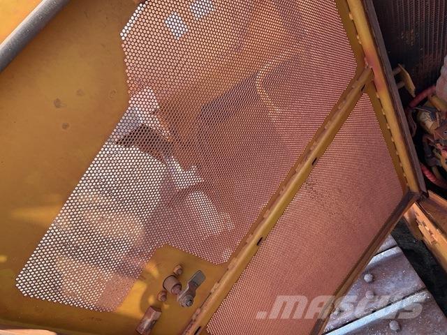 CAT D9T Dozers - Tratores rastos