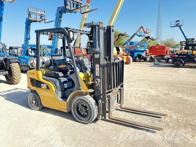 CAT GP25N Empilhadores - Outros