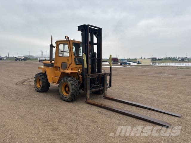 CAT R80 Empilhadores todo-terreno