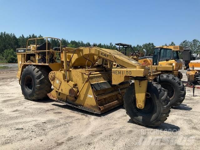 CAT SS-250 Compactadores para terra