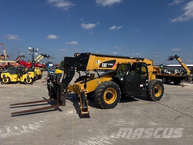 CAT TL1255D Manipulador telescópico