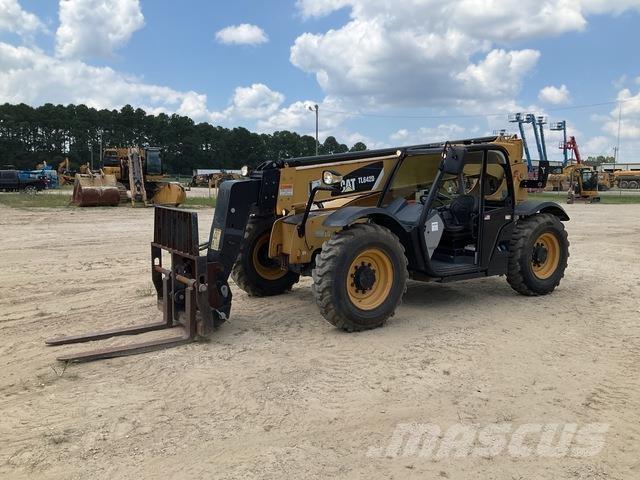 CAT TL642D Manipulador telescópico