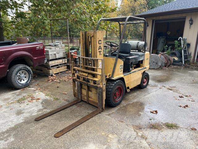 CAT V60 Empilhadores - Outros