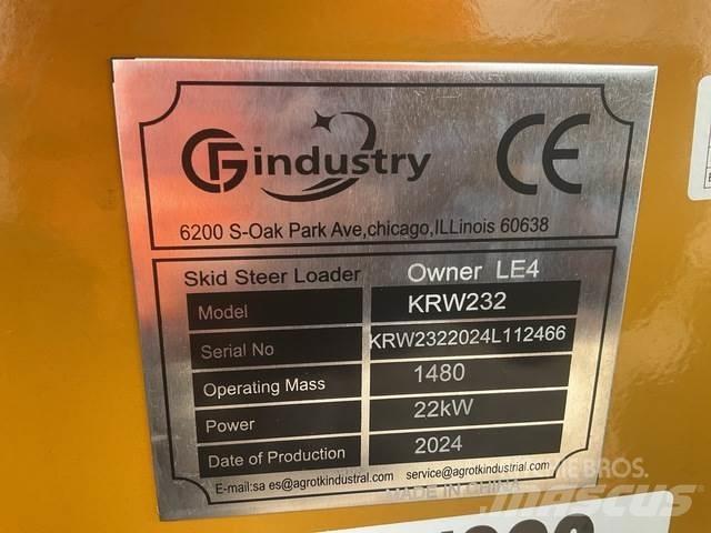 CFG KRW232 Minicarregadeiras