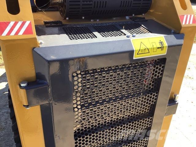 CFG KRW232 Minicarregadeiras