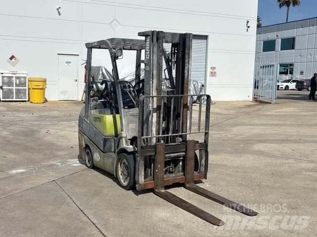 Clark C30GL Construção - Outros
