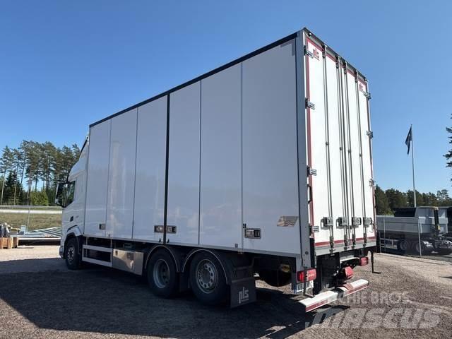 DAF XF 530 FAN Caminhões de caixa fechada