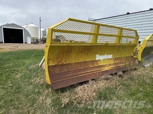 Degelman 6900 Dozers Tratores rodas