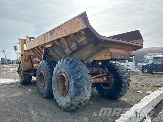DJB D275 Caminhões articulados