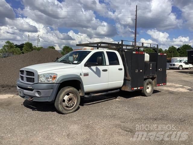 Dodge 5500 Pick up de caixa aberta