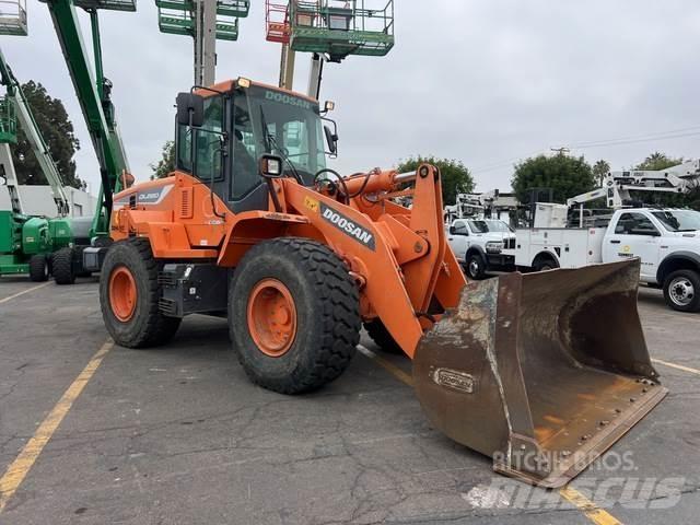 Doosan DL220-5 Carregadeiras de rodas