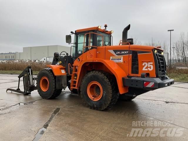 Doosan DL300-5 Carregadeiras de rodas