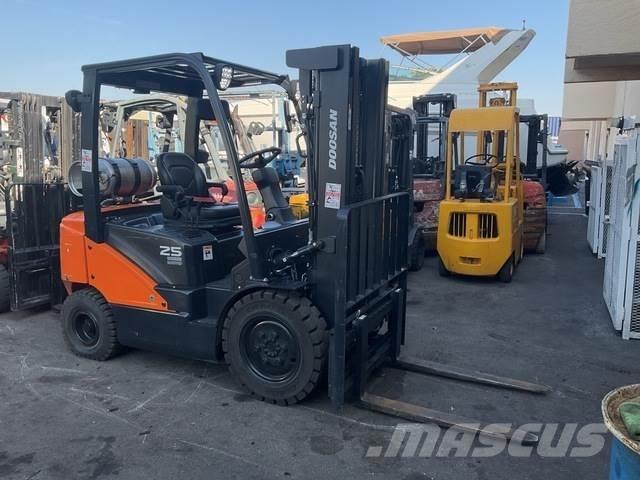 Doosan G25E-7 Empilhadores - Outros