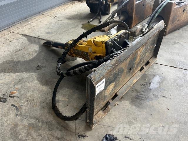 Epiroc SBU340 Martelos de quebragem