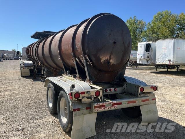 Etnyre  Veículos transporte material