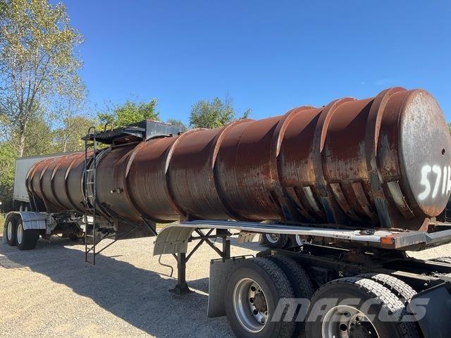 Etnyre  Veículos transporte material