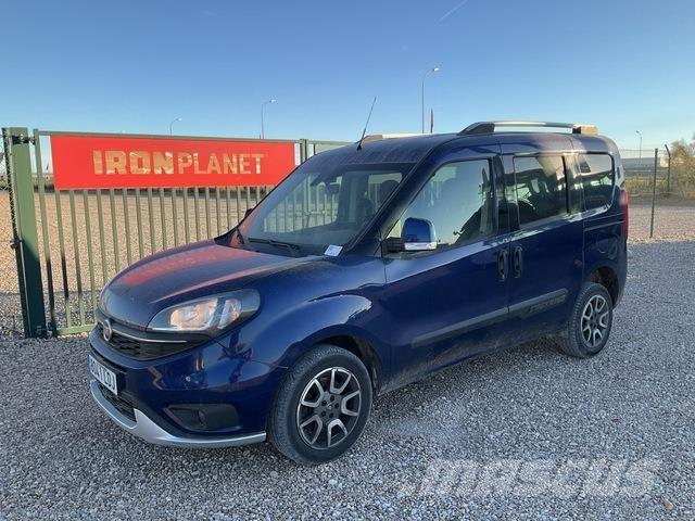 Fiat Doblo Automóvel