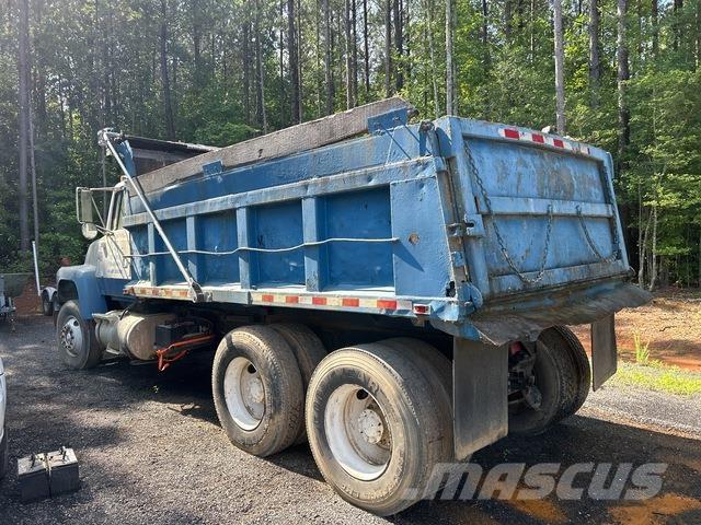 Ford 8000 Camiões basculantes
