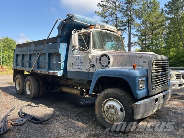 Ford 8000 Camiões basculantes
