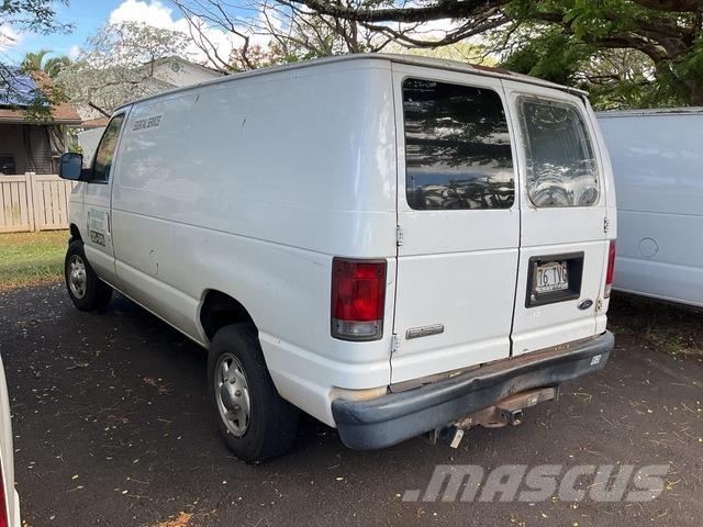 Ford E-150 Carrinhas de caixa fechada
