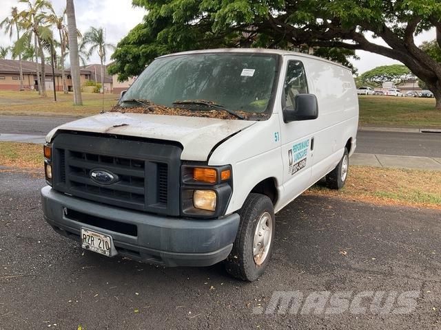Ford E-150 Carrinhas de caixa fechada
