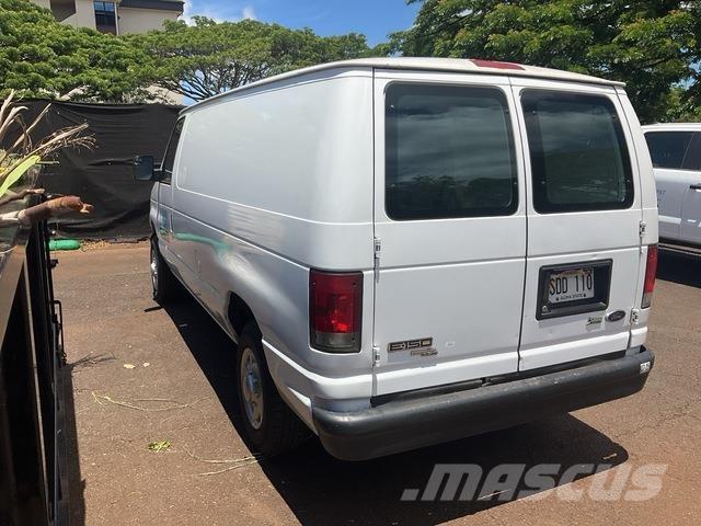 Ford E-150 Carrinhas de caixa fechada
