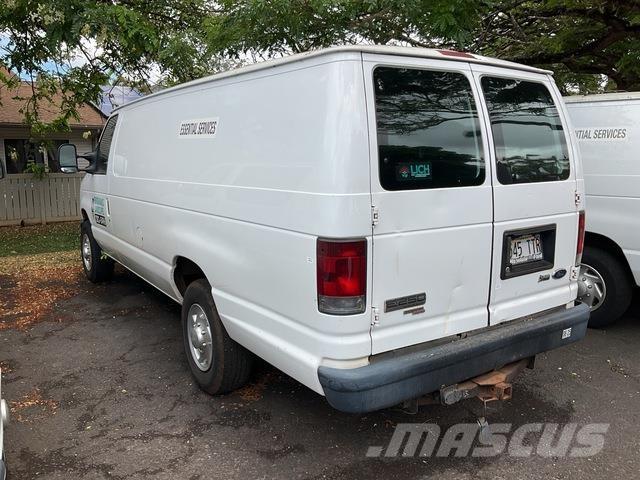 Ford E-250 Carrinhas de caixa fechada