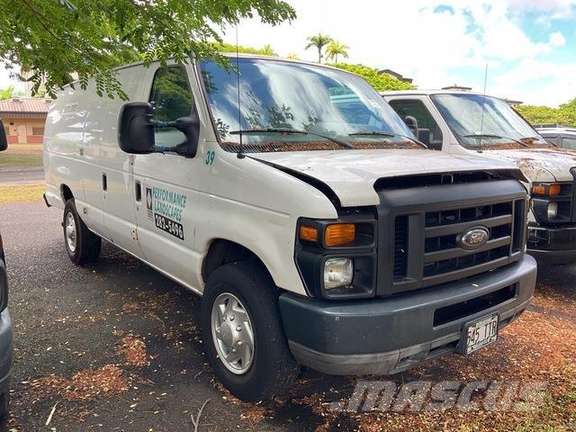 Ford E-250 Carrinhas de caixa fechada