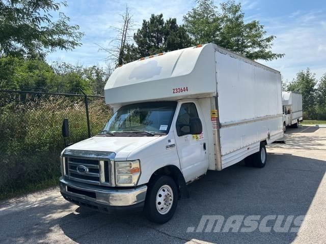 Ford E-350 Carrinhas de caixa fechada
