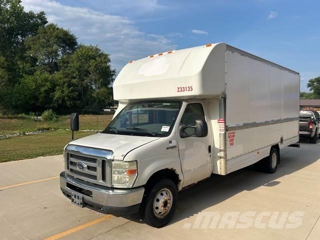 Ford E-350 Carrinhas de caixa fechada