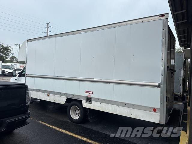Ford E-350 Caixa fechada