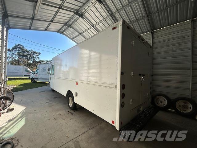 Ford Econoline Caixa fechada