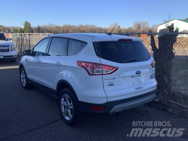 Ford Escape Automóvel