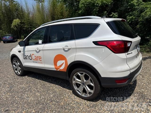Ford Escape Automóvel