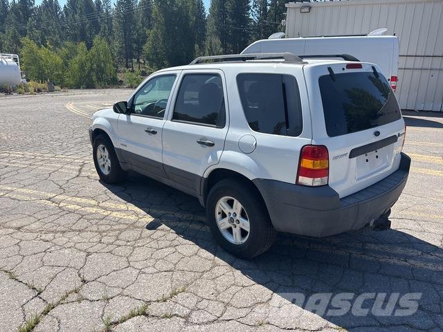 Ford Escape Automóvel