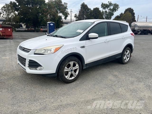 Ford Escape Automóvel