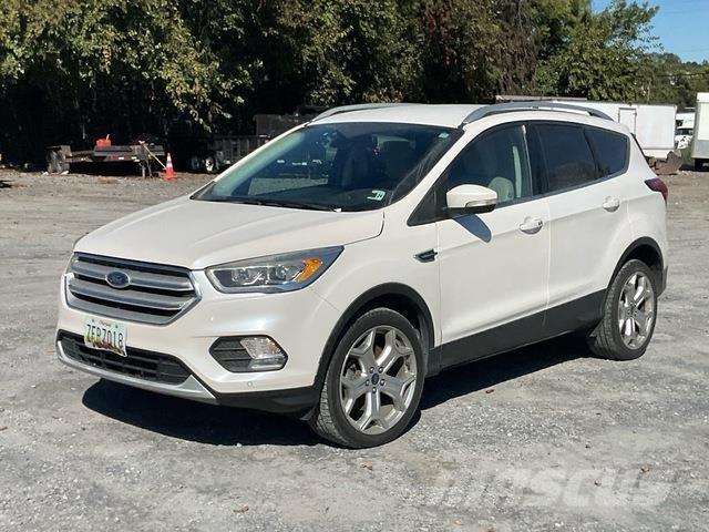 Ford Escape Automóvel