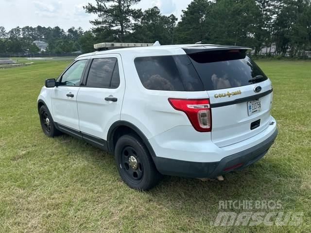 Ford Explorer Automóvel