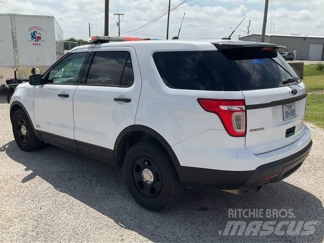Ford Explorer Automóvel