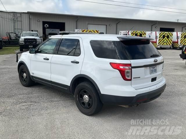 Ford Explorer Automóvel
